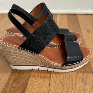 Gentle Souls by Kenneth Cole Charli Sporty Two Band Espadrille Black Size 11